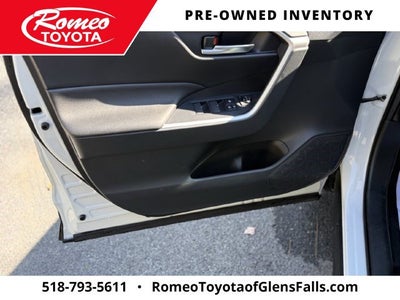 2023 Toyota RAV4 Hybrid SE