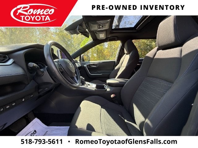 2023 Toyota RAV4 Hybrid SE