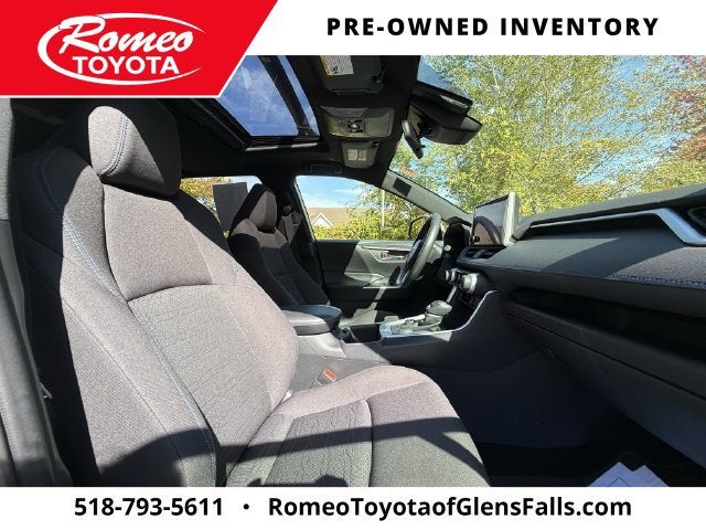 2023 Toyota RAV4 Hybrid SE