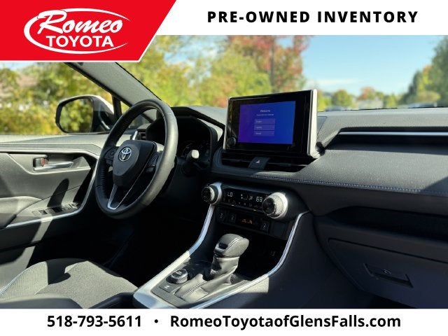 2023 Toyota RAV4 Hybrid SE