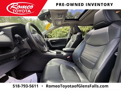 2019 Toyota RAV4 XLE Premium