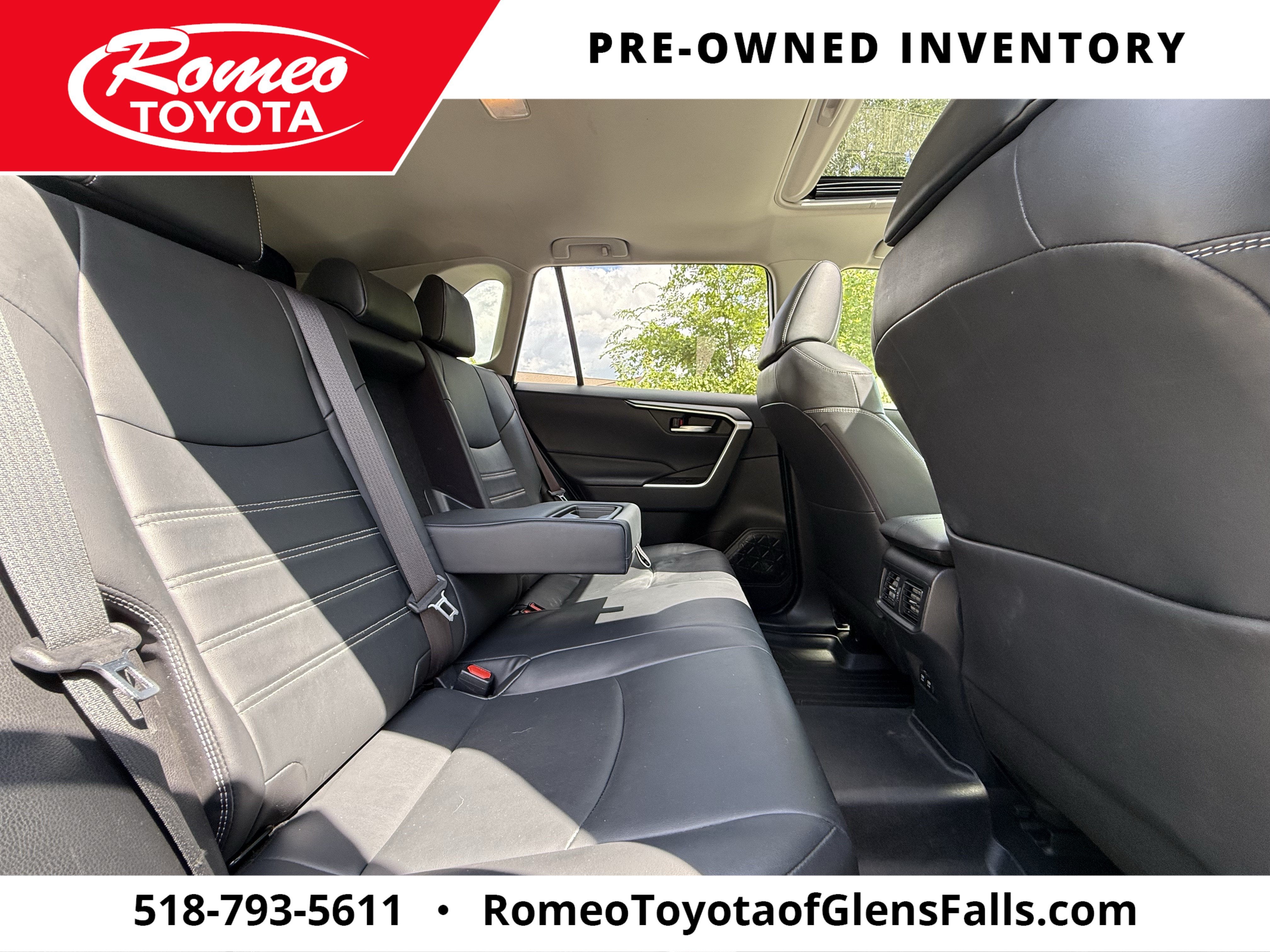 2019 Toyota RAV4 XLE Premium
