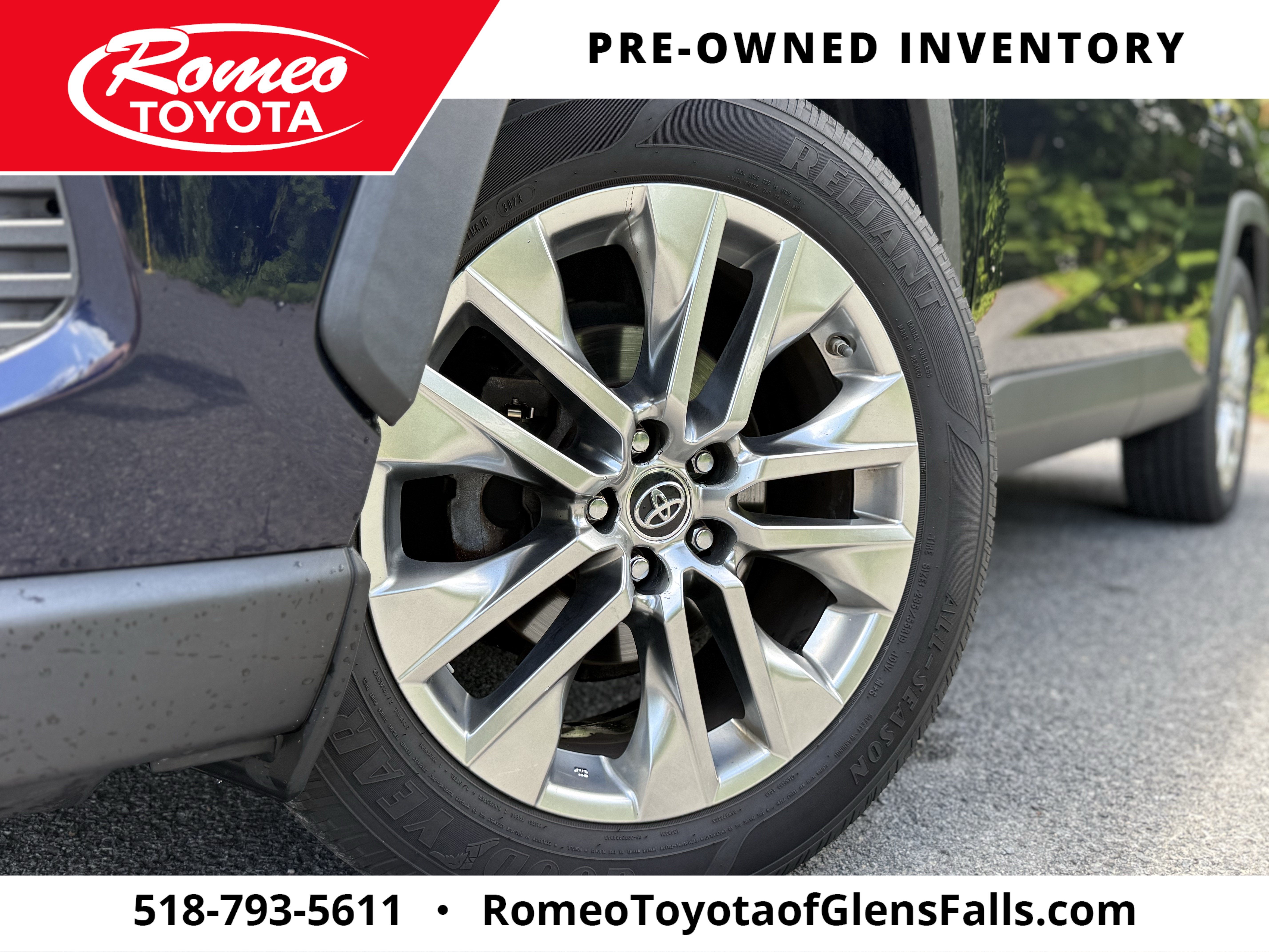 2019 Toyota RAV4 XLE Premium
