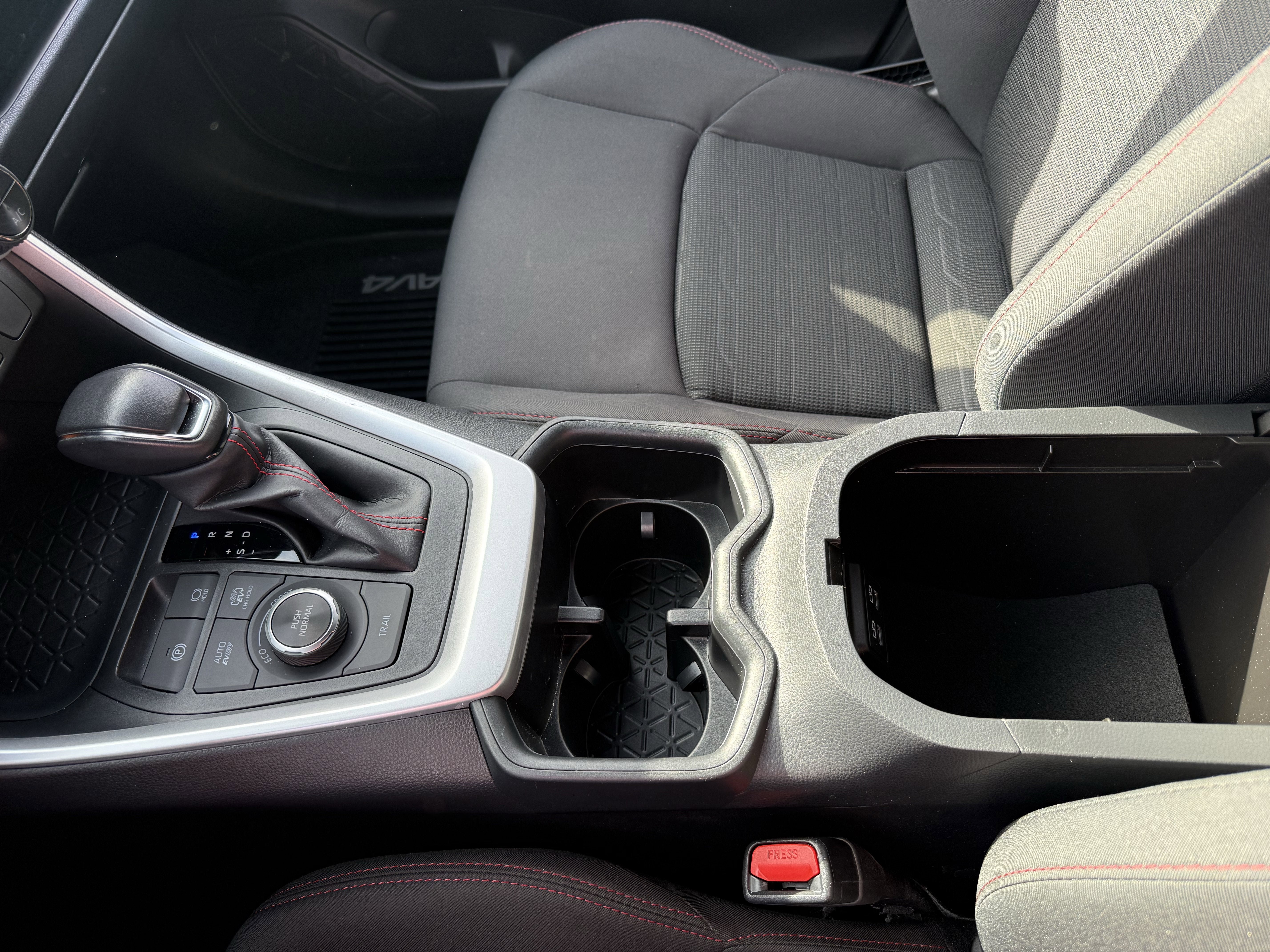 2023 Toyota RAV4 Prime SE