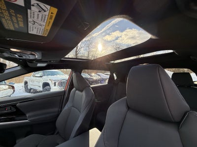 2024 Toyota bZ4X Base