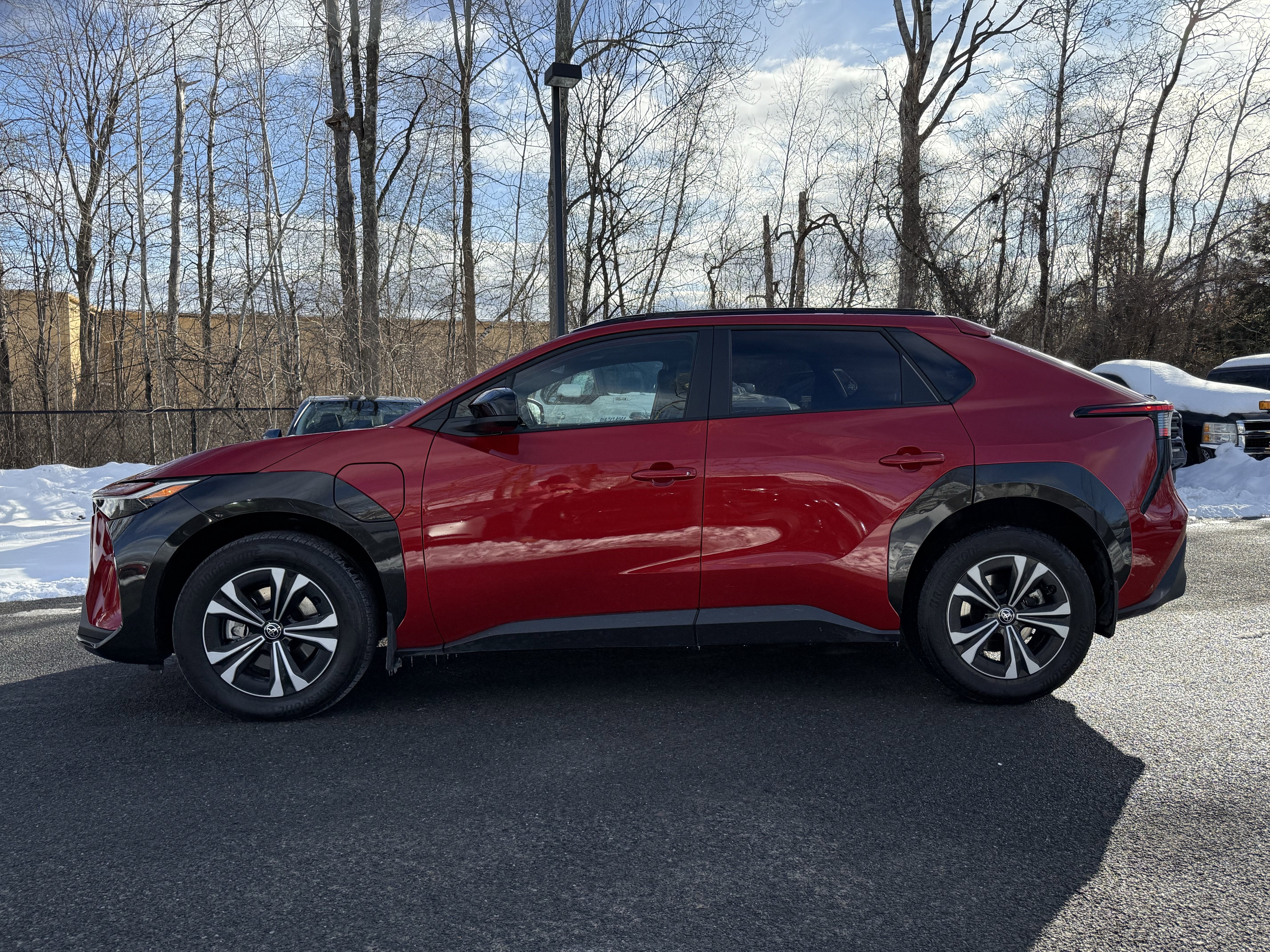 2024 Toyota bZ4X Base