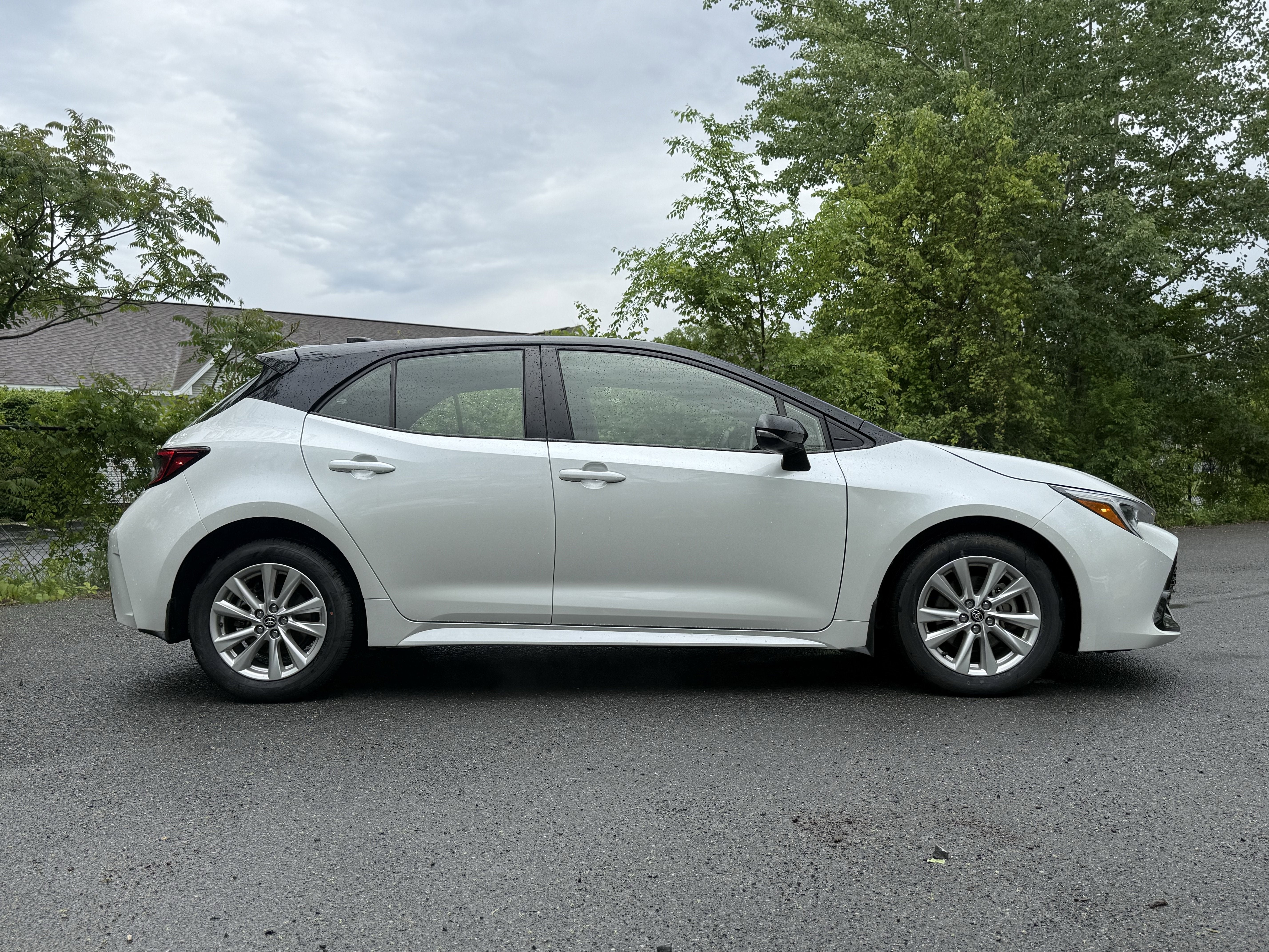 2023 Toyota Corolla Hatchback SE