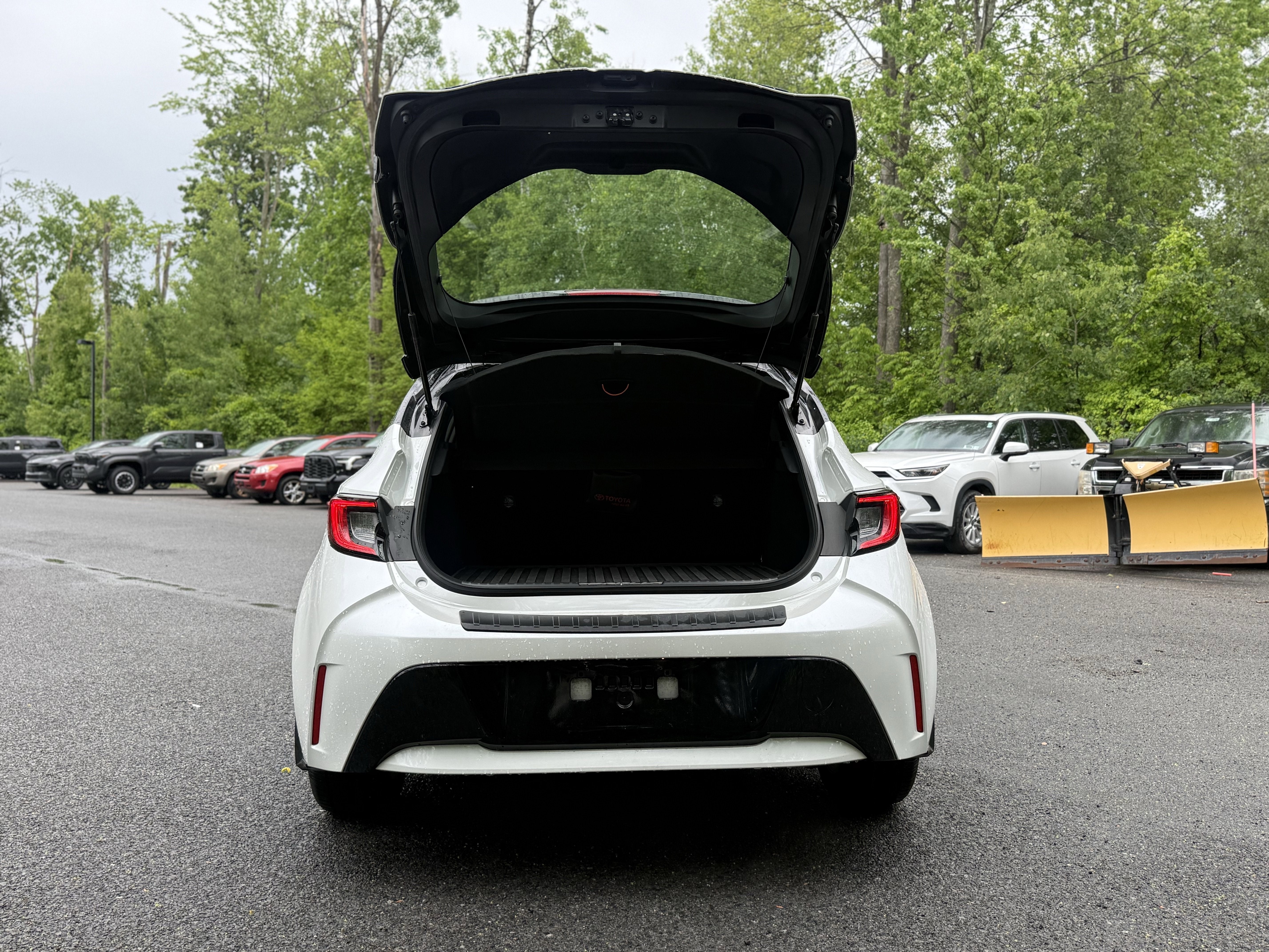 2023 Toyota Corolla Hatchback SE