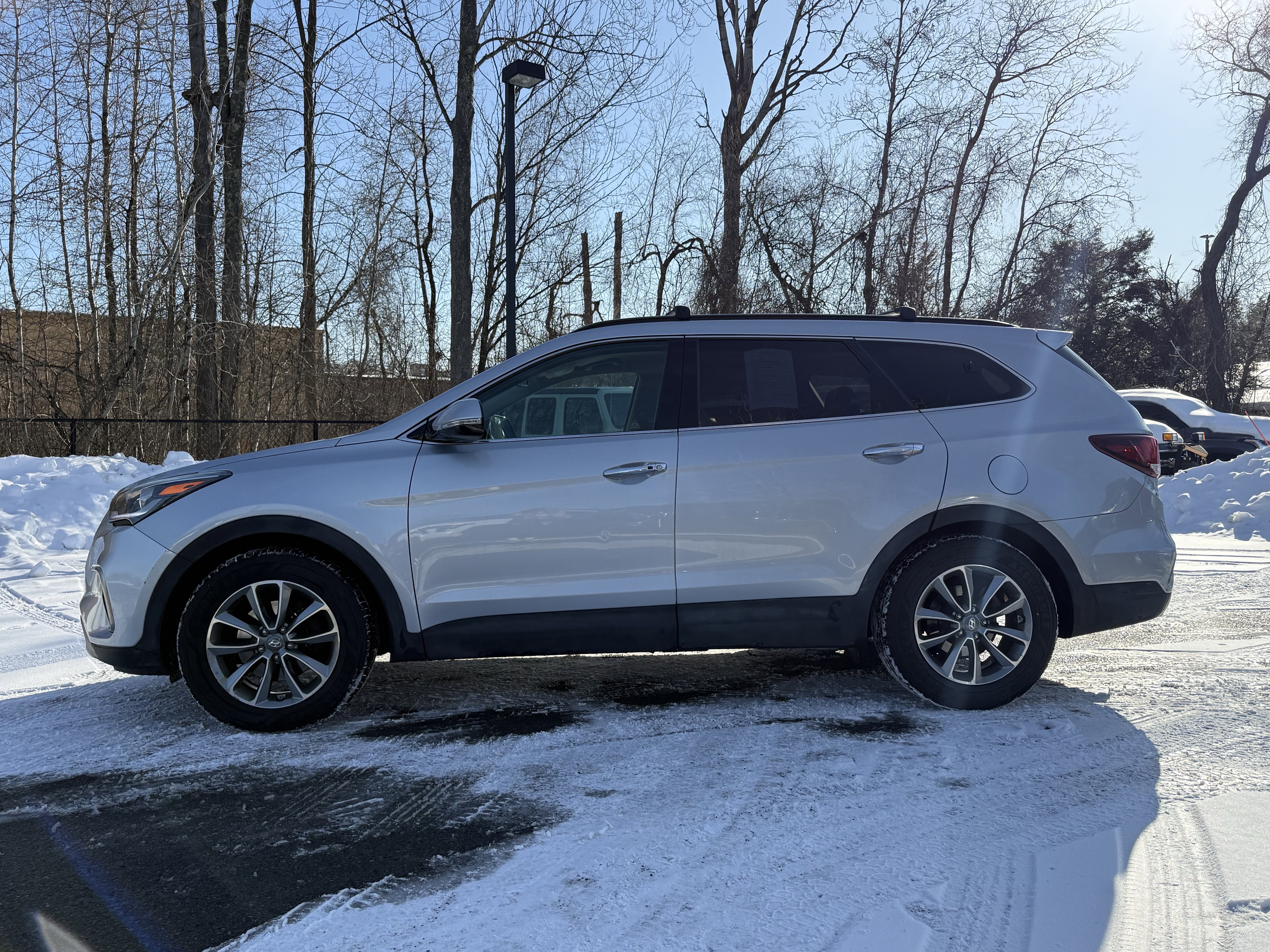 2017 Hyundai Santa Fe SE