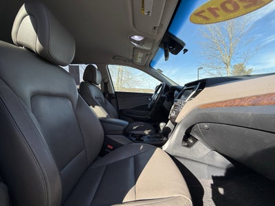 2017 Hyundai Santa Fe SE