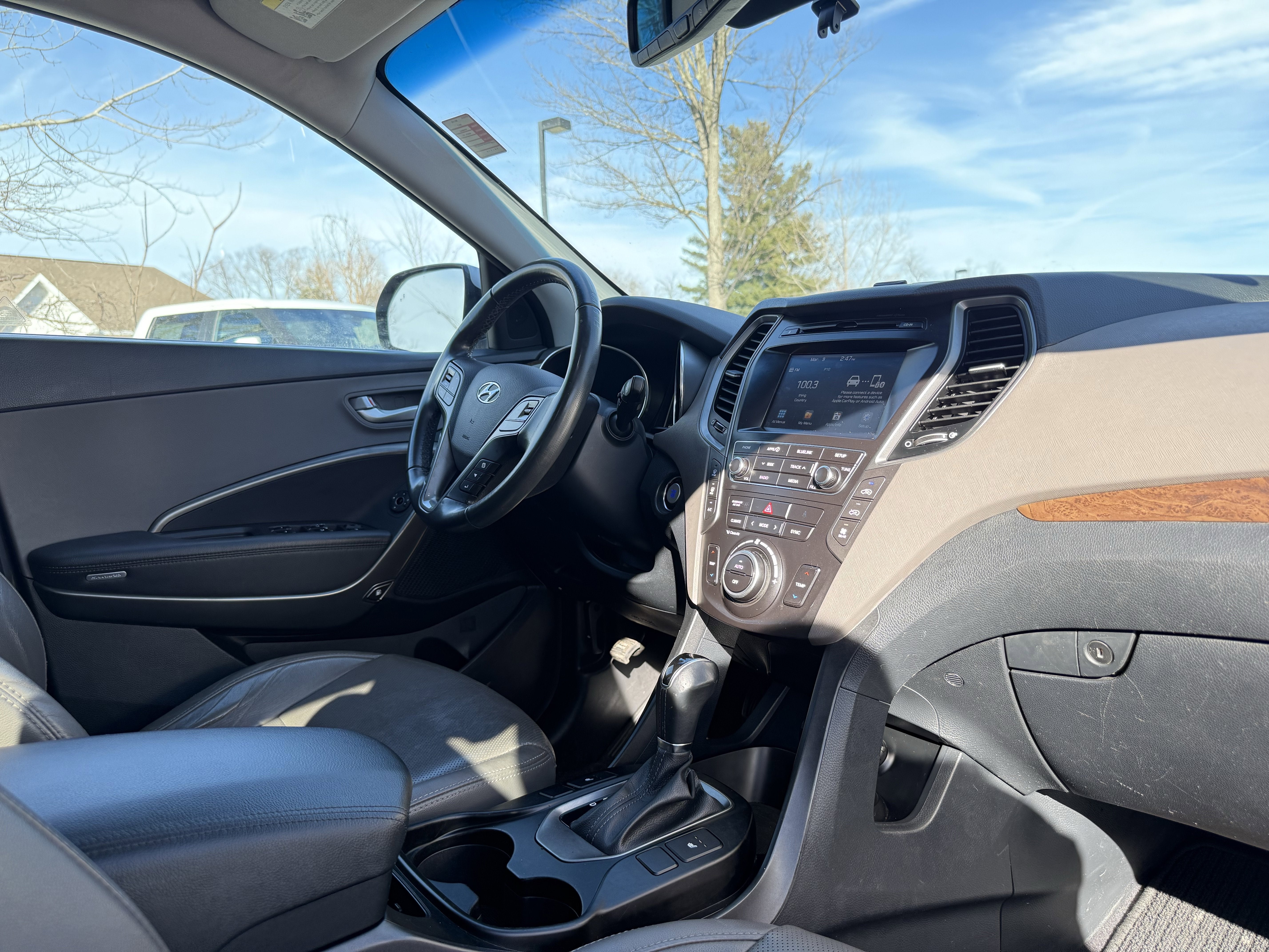 2017 Hyundai Santa Fe SE