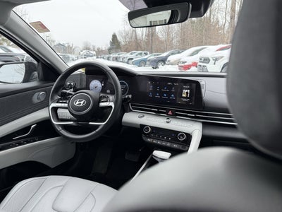 2024 Hyundai Elantra Hybrid Limited