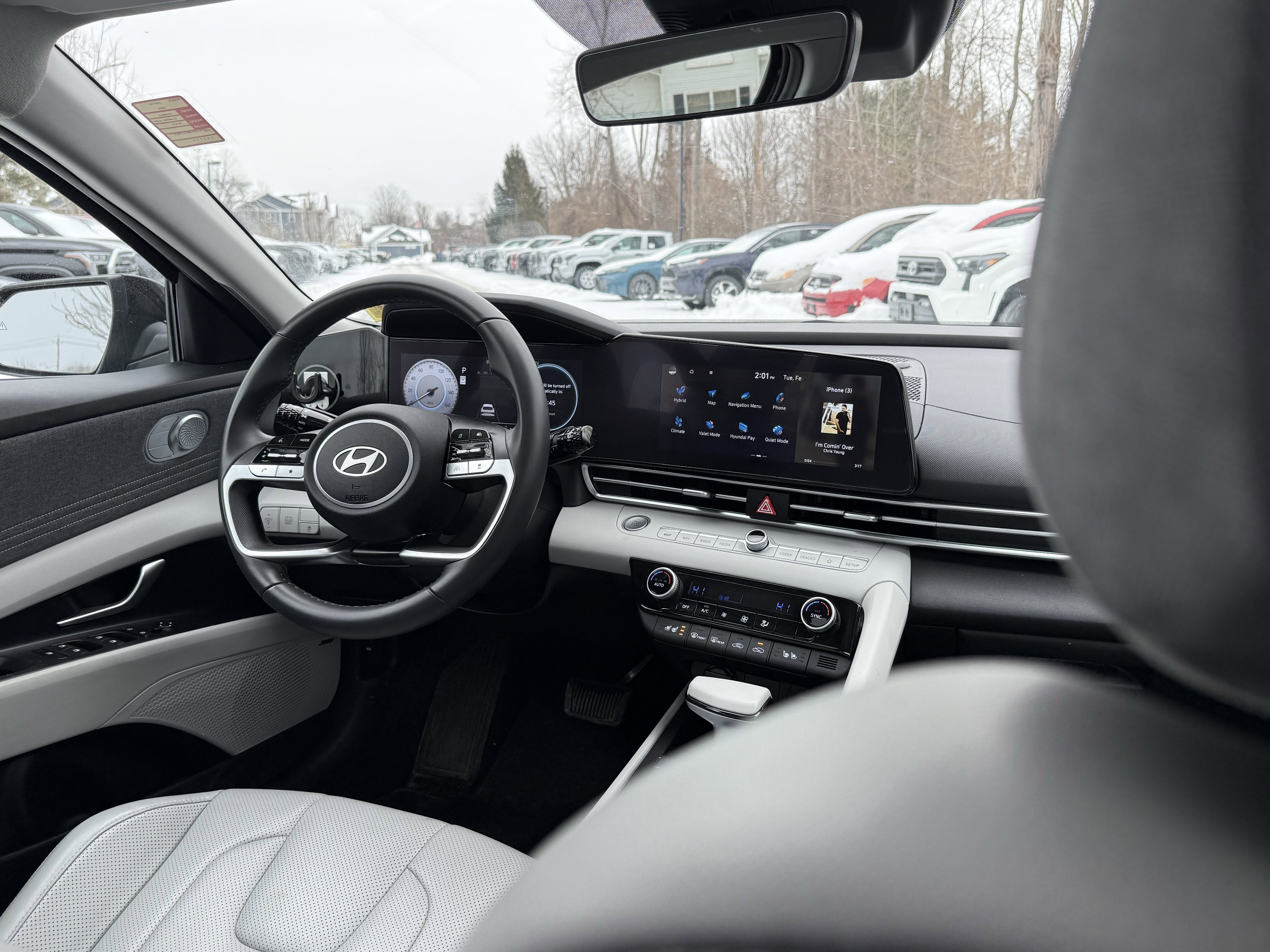 2024 Hyundai Elantra Hybrid Limited