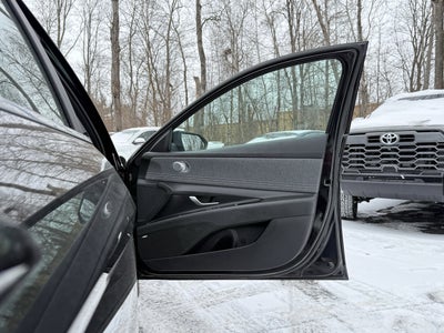 2024 Hyundai Elantra Hybrid Limited