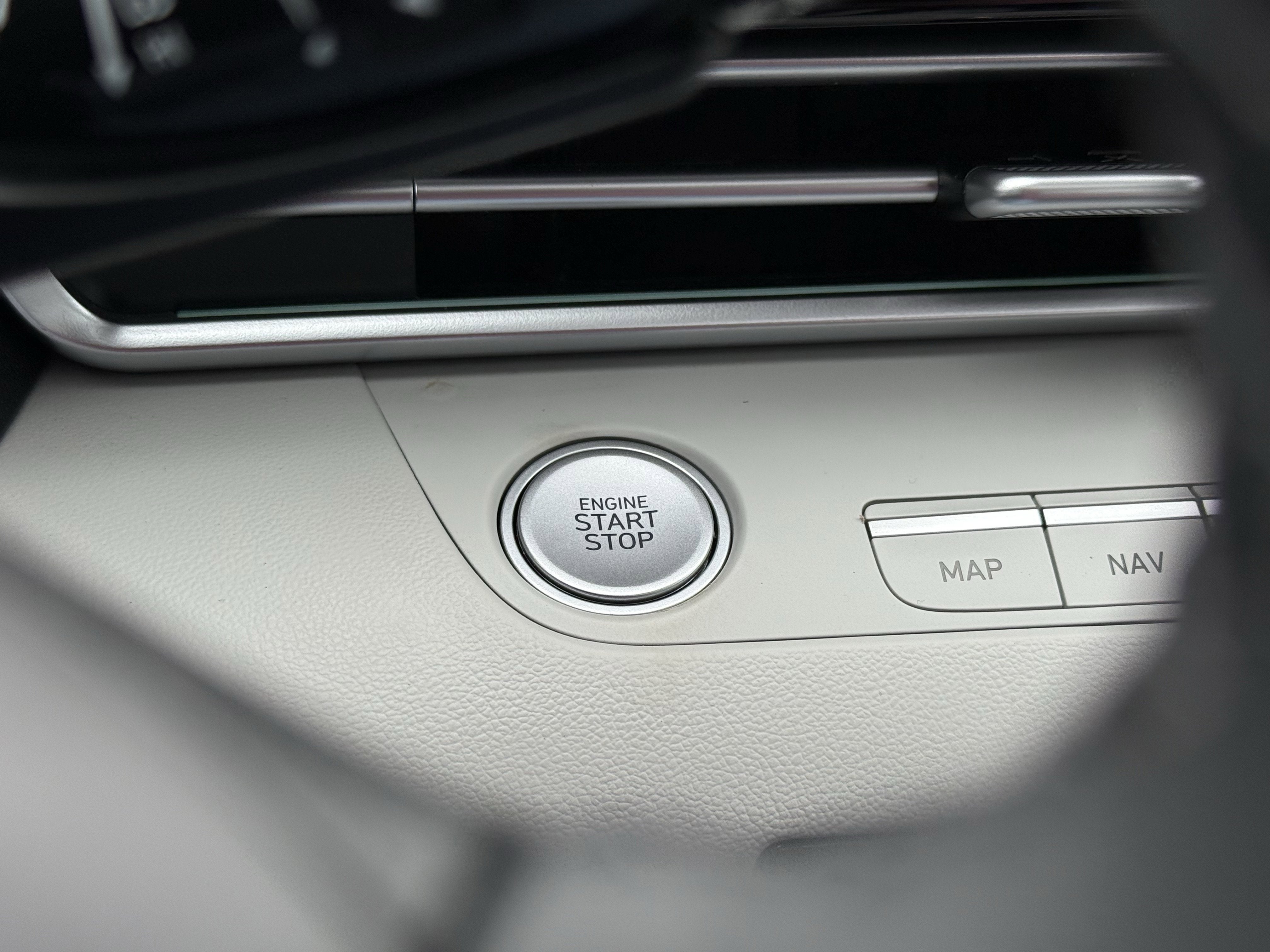 2024 Hyundai Elantra Hybrid Limited