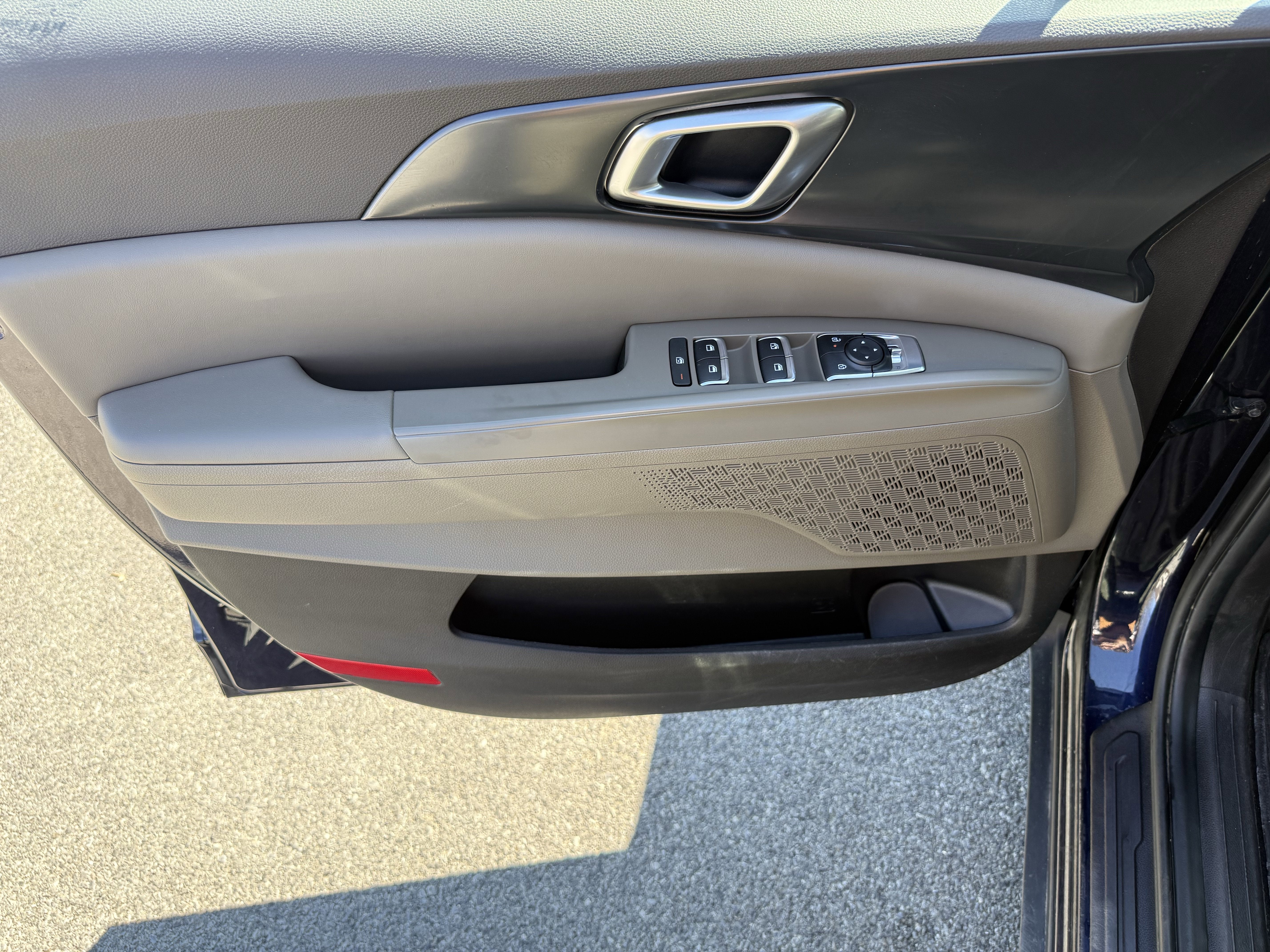 2025 Kia Carnival LX