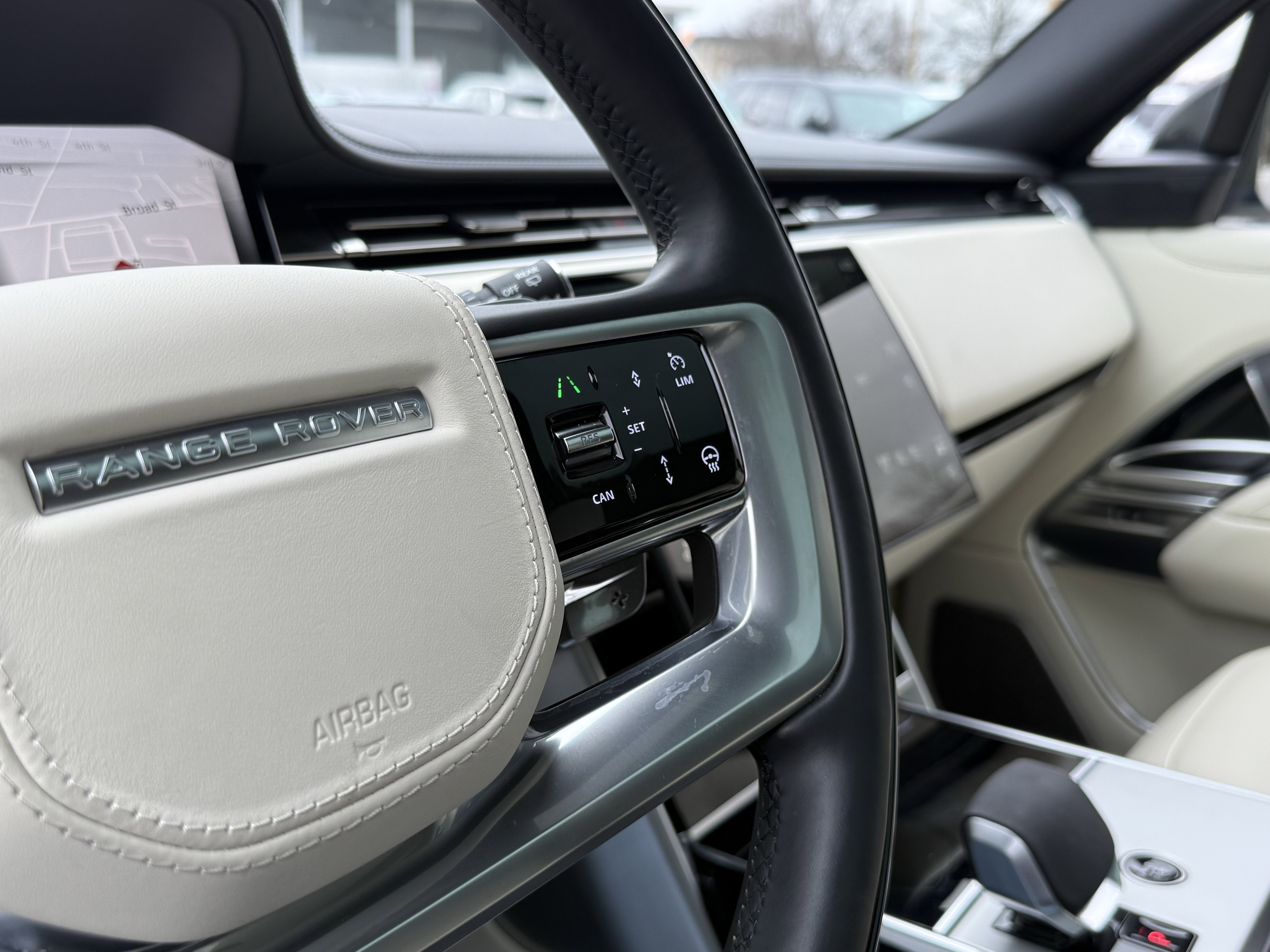 2025 Land Rover Range Rover Autobiography