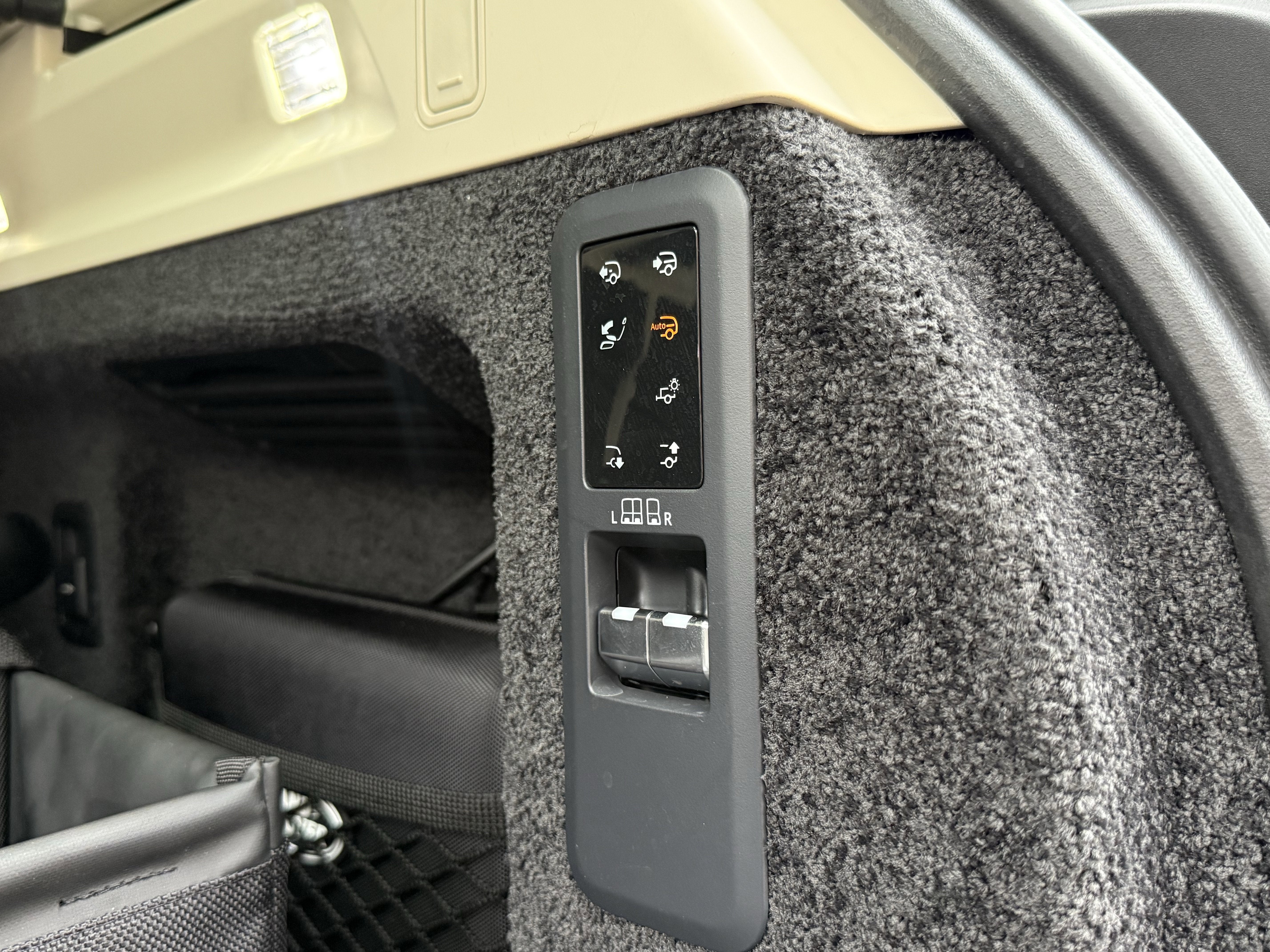 2025 Land Rover Range Rover Autobiography