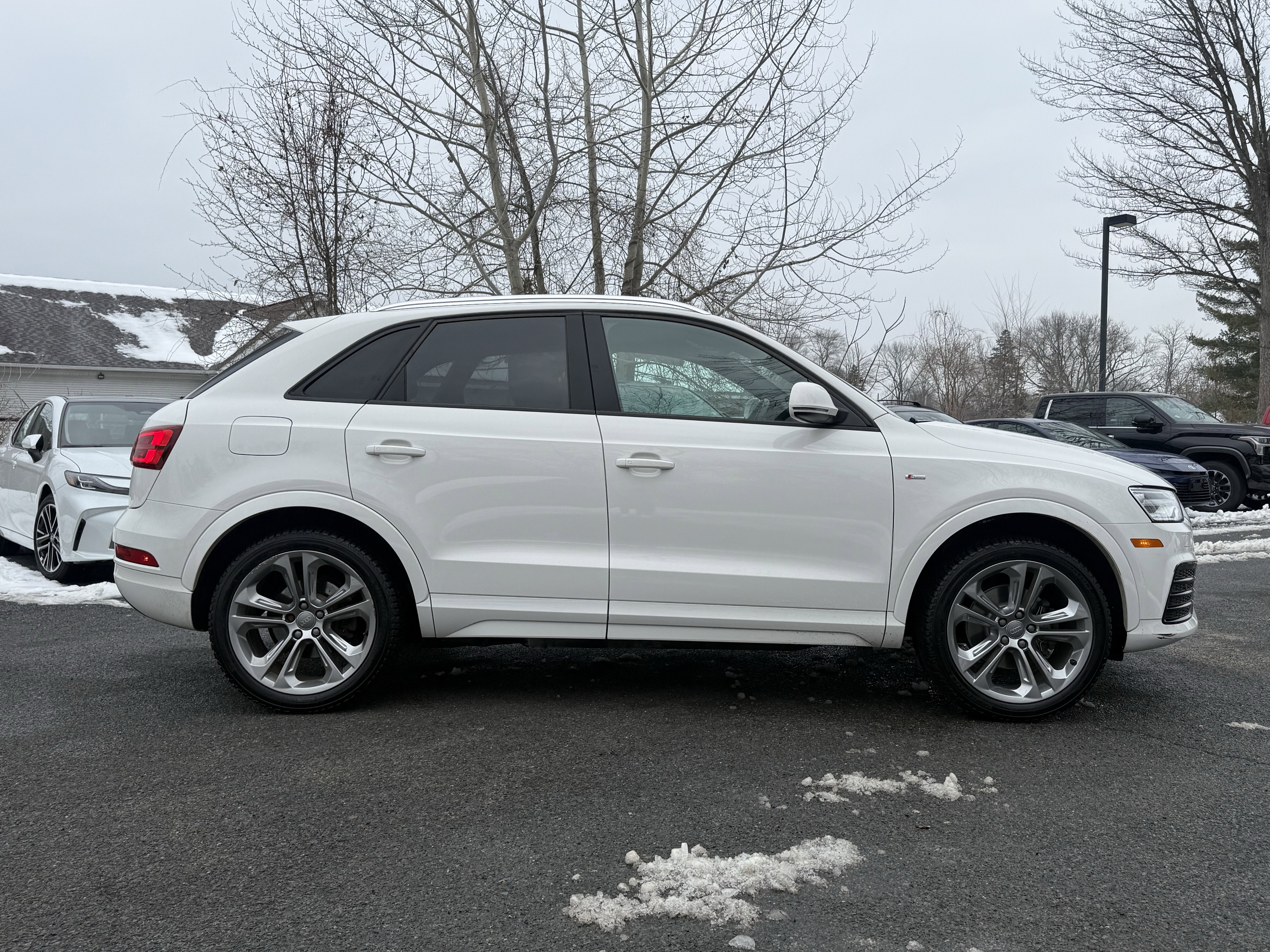 2018 Audi Q3 2.0T Premium quattro
