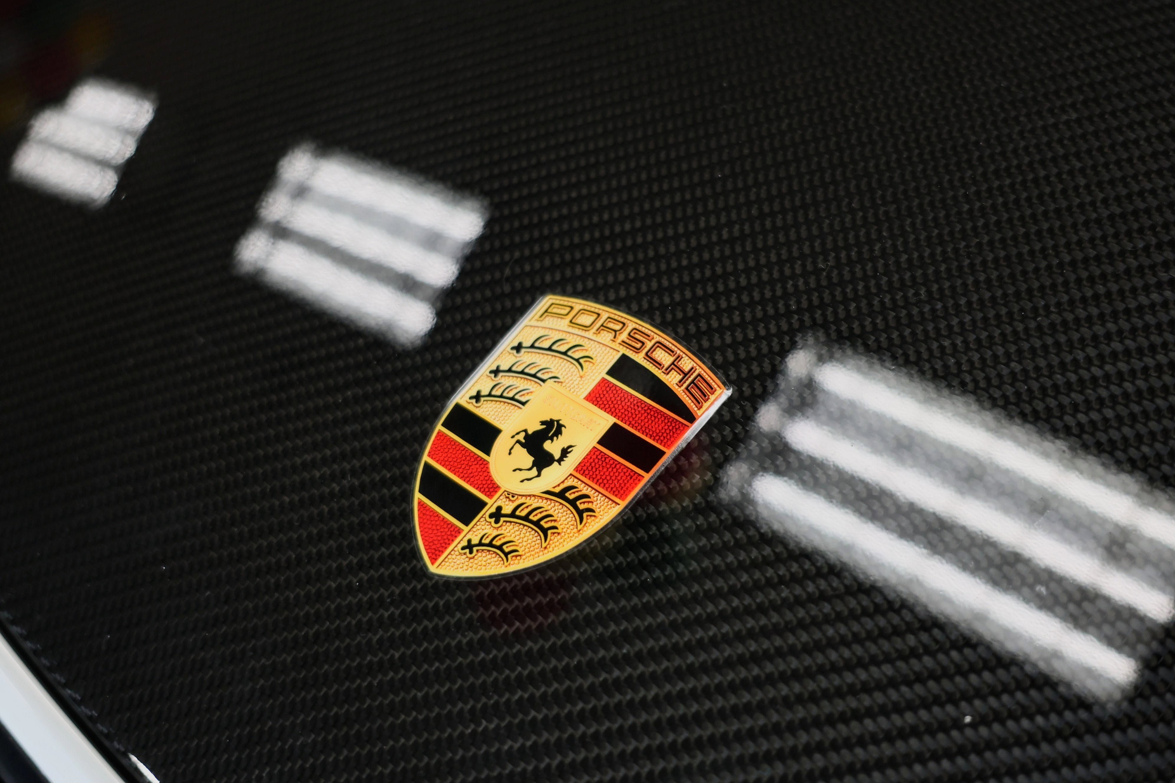 2024 Porsche 718 Cayman GT4 RS