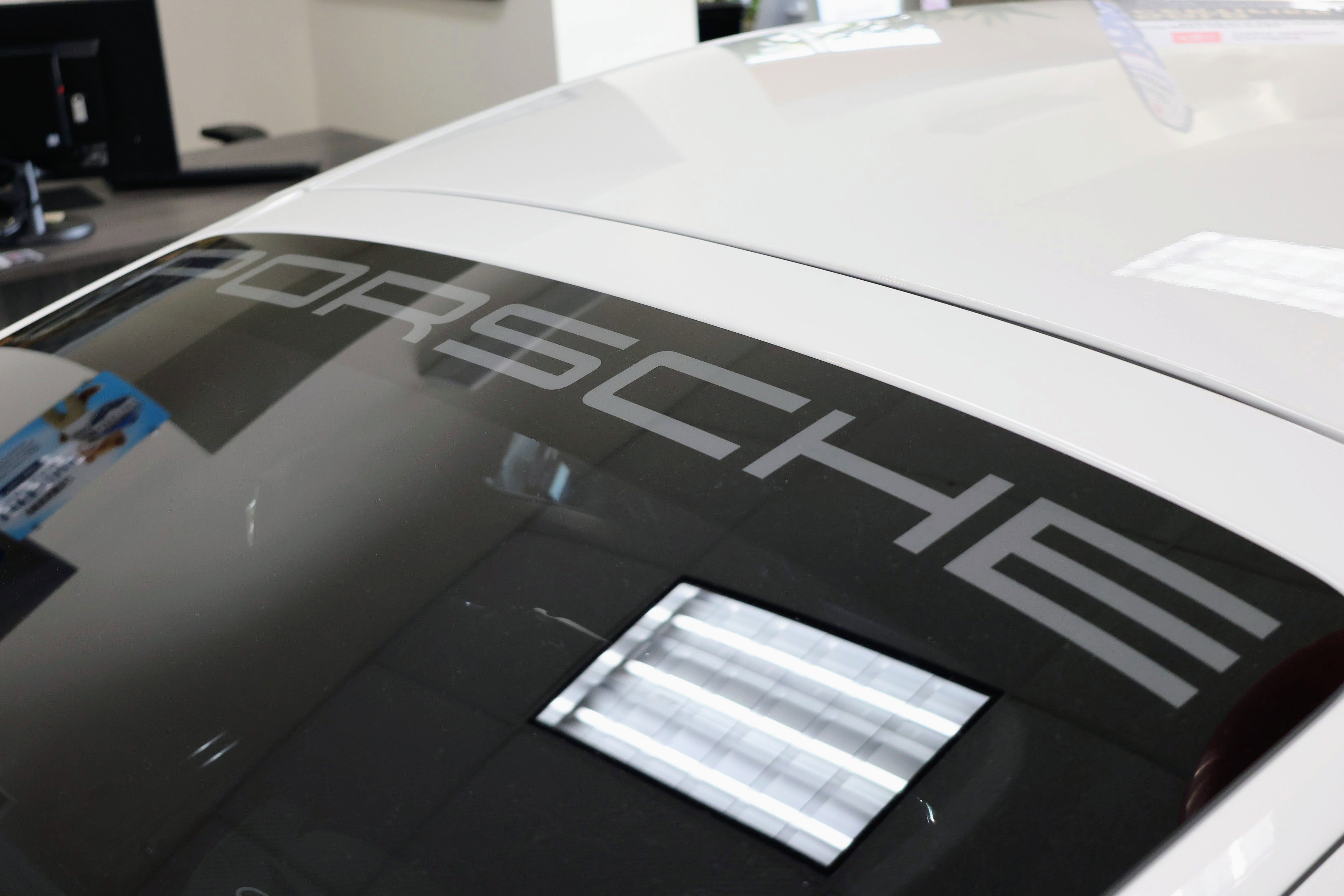 2024 Porsche 718 Cayman GT4 RS