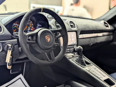 2024 Porsche 718 Cayman GT4 RS