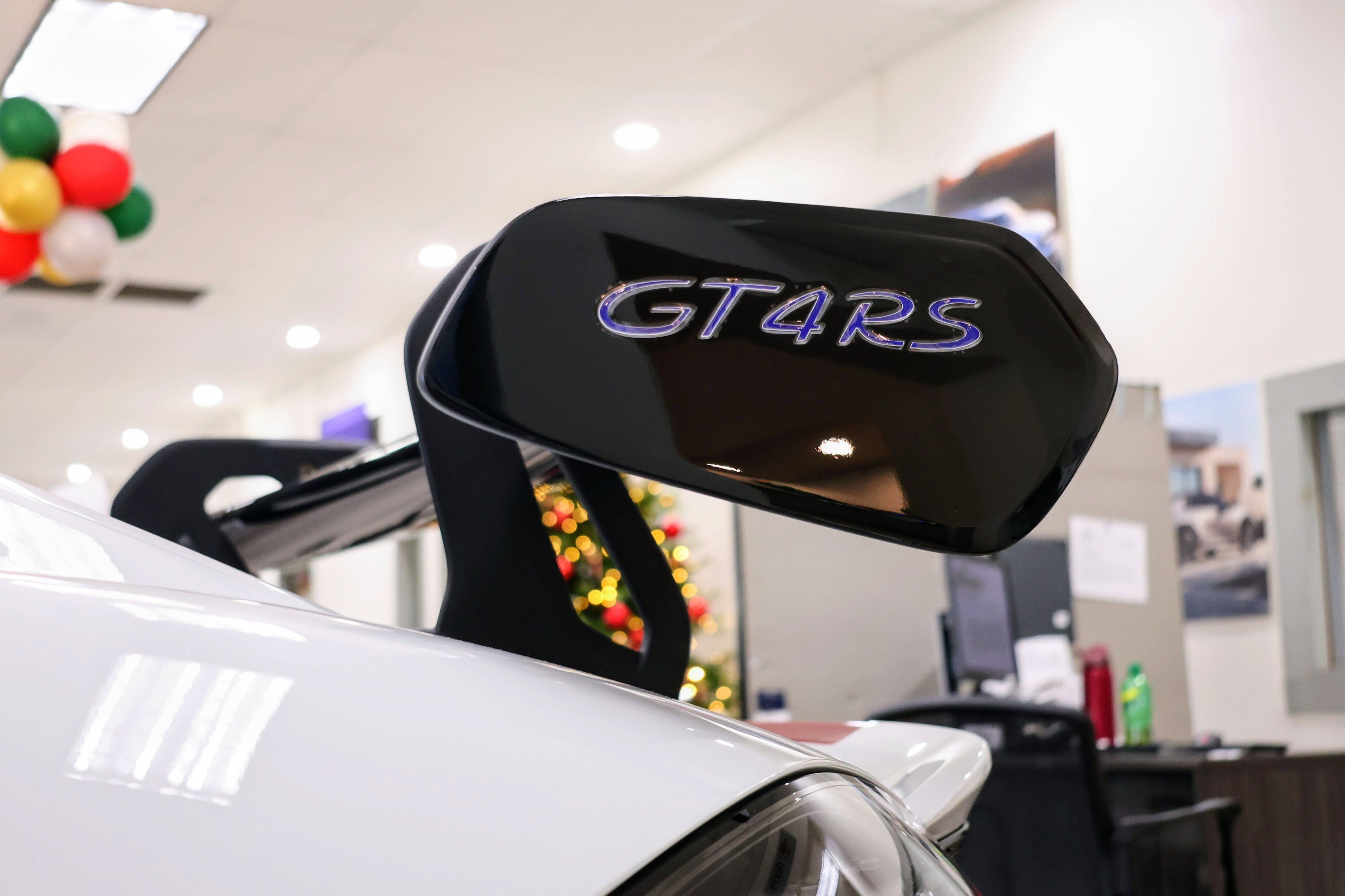 2024 Porsche 718 Cayman GT4 RS