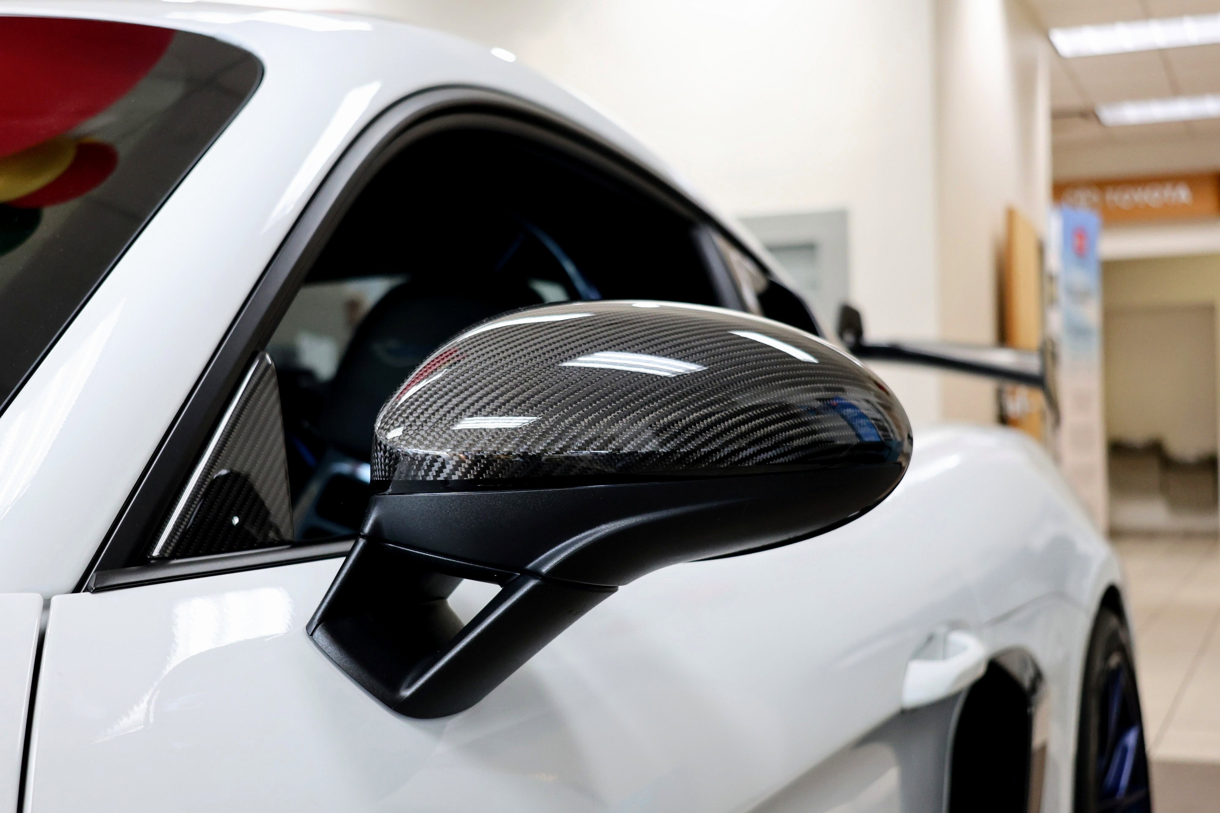 2024 Porsche 718 Cayman GT4 RS