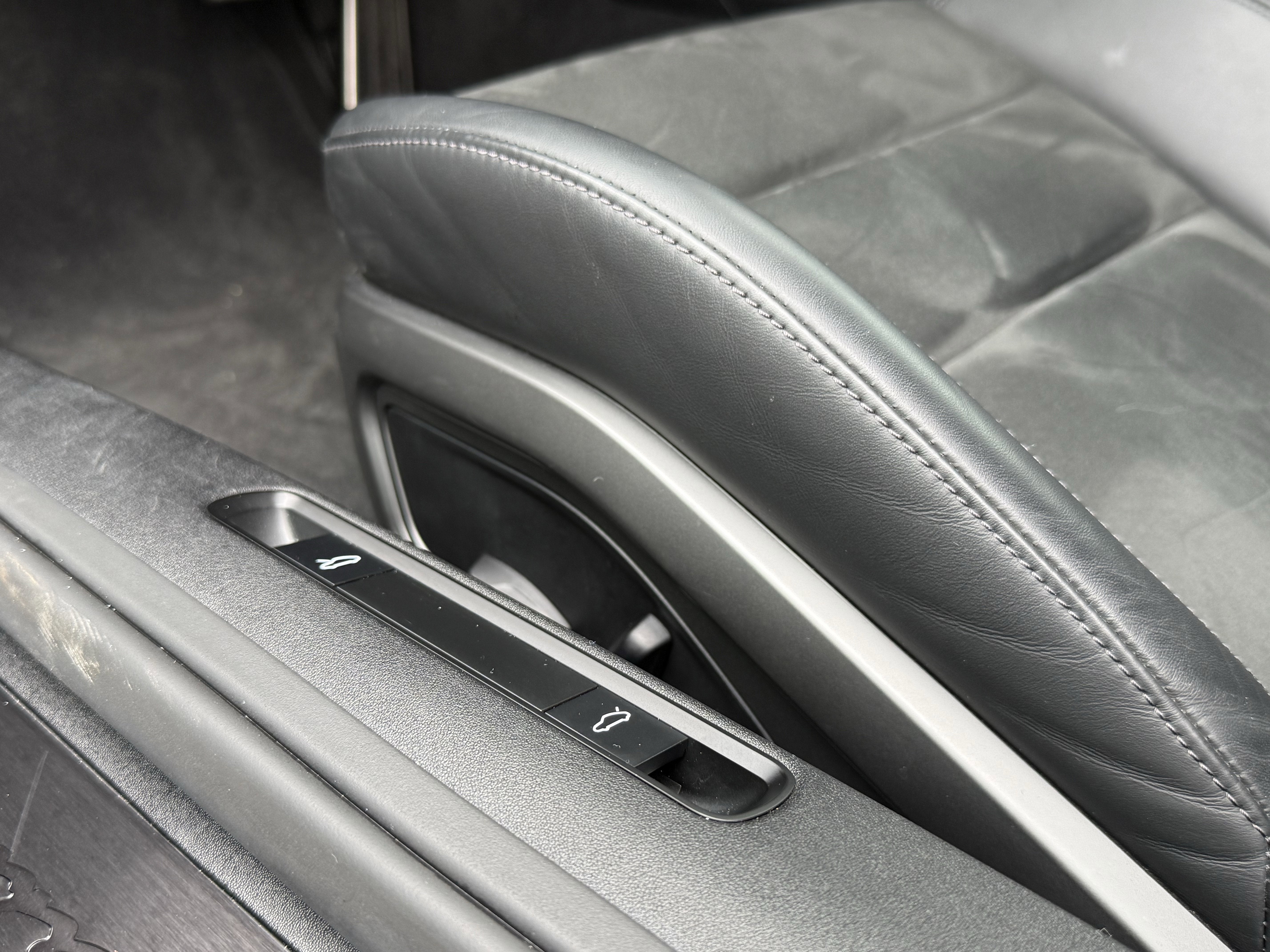 2023 Porsche 911 Carrera GTS