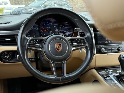 2017 Porsche Macan Base