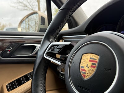 2017 Porsche Macan Base