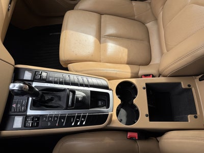 2017 Porsche Macan Base