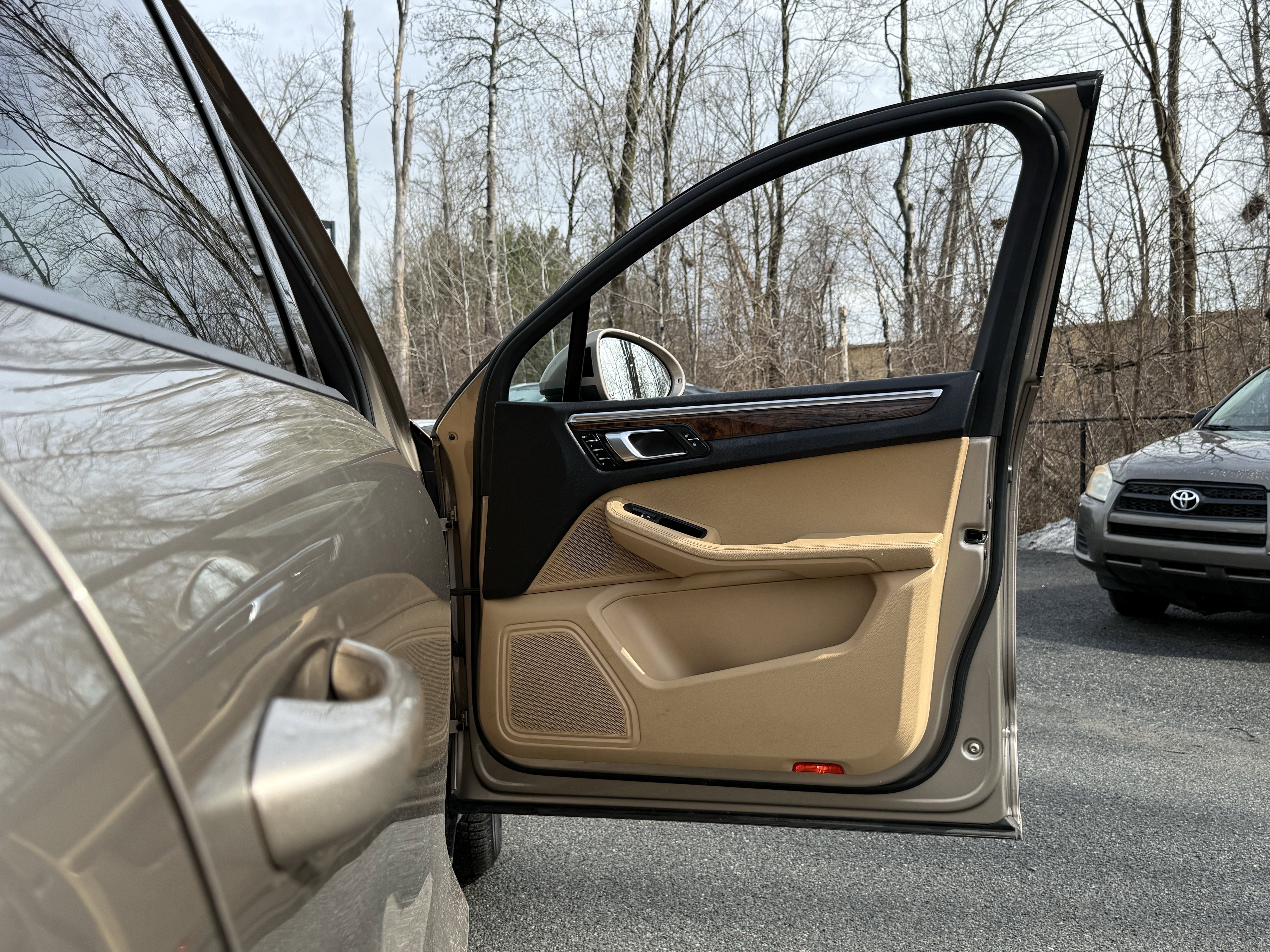 2017 Porsche Macan Base