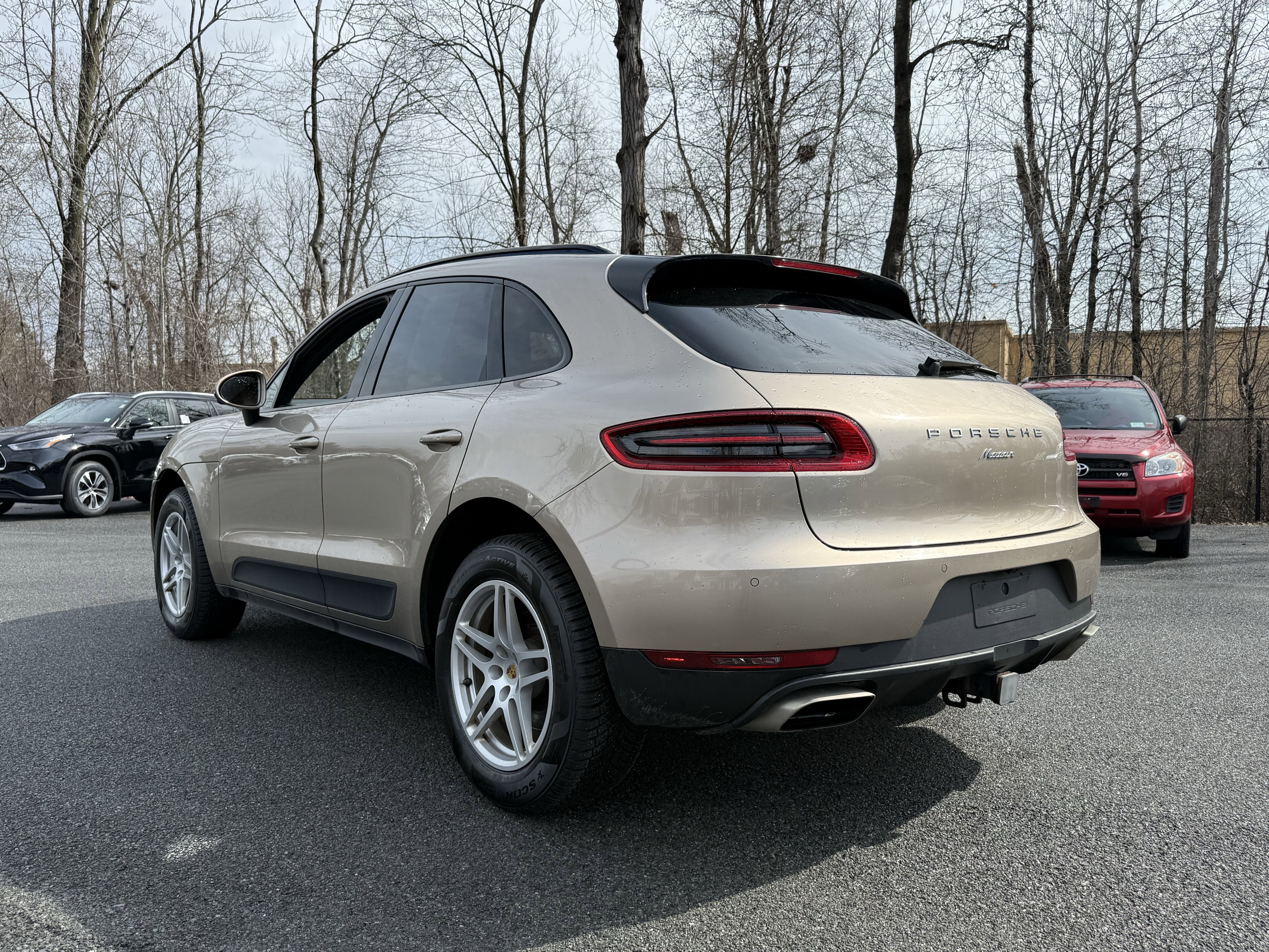 2017 Porsche Macan Base