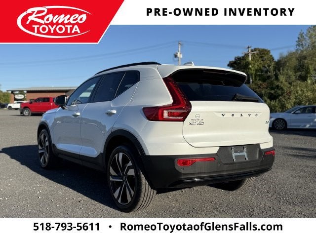 2024 Volvo XC40 Plus - Photo 10