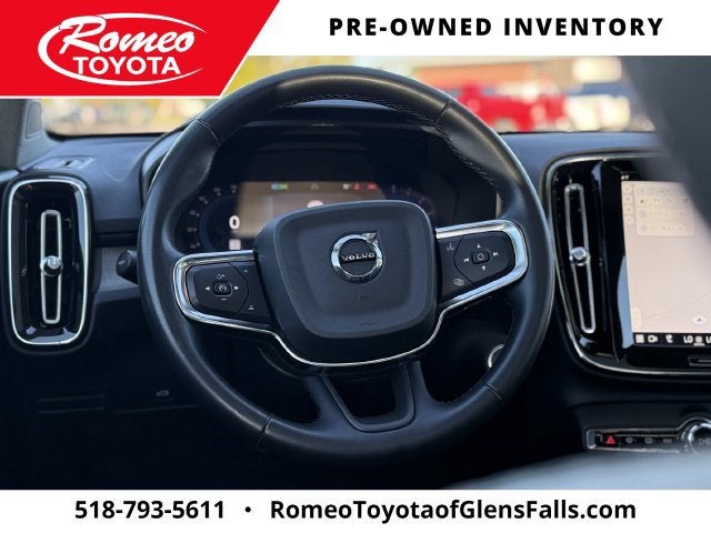 2024 Volvo XC40 Plus - Photo 17