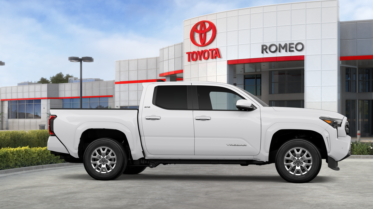 2025 Toyota Tacoma SR5