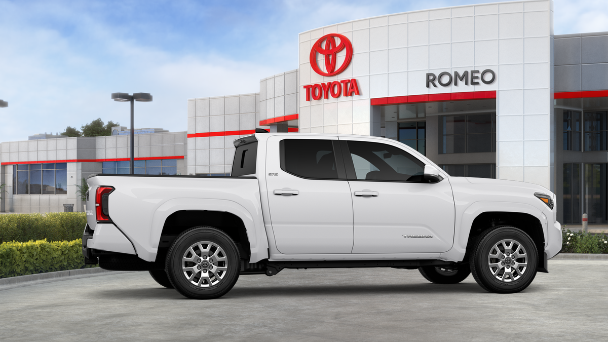 2025 Toyota Tacoma SR5