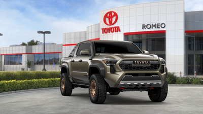 2026 Toyota Tacoma i-FORCE MAX Tacoma Trailhunter