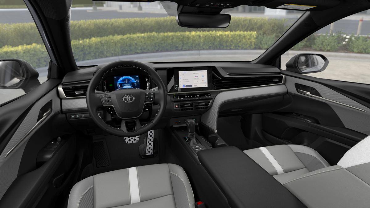 2026 Toyota Camry SE AWD