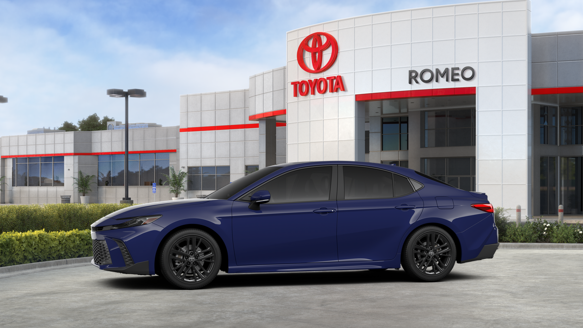 2026 Toyota Camry SE AWD