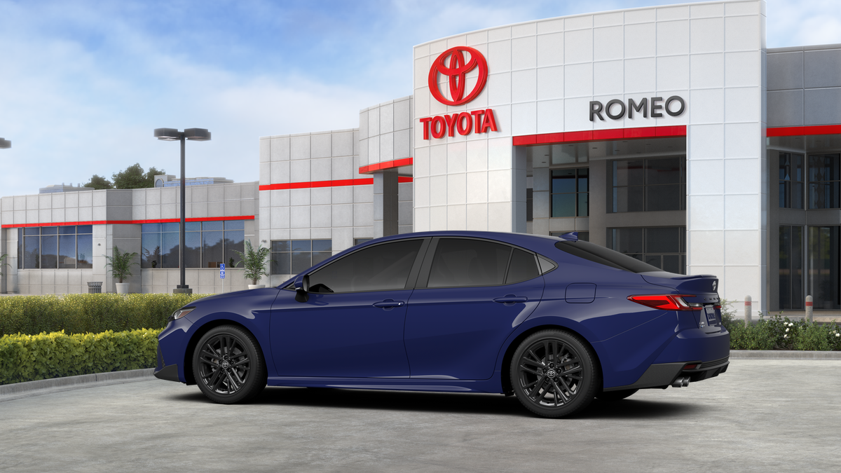 2026 Toyota Camry SE AWD
