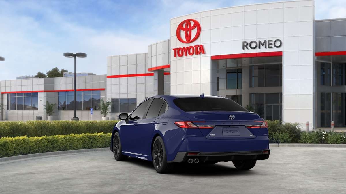 2026 Toyota Camry SE AWD