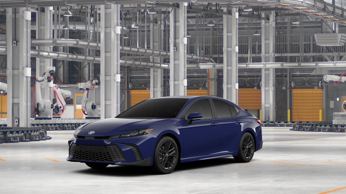 2026 Toyota Camry SE AWD Hybrid's photo