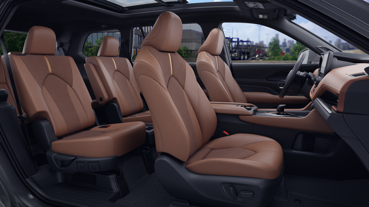 2026 Toyota Grand Highlander Hybrid MAX Platinum