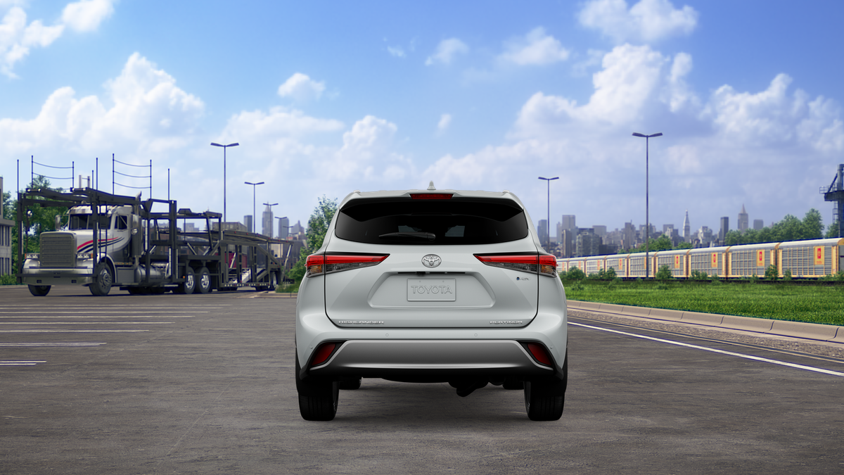 2026 Toyota Highlander Hybrid Platinum