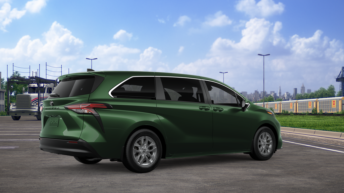 2026 Toyota Sienna LE