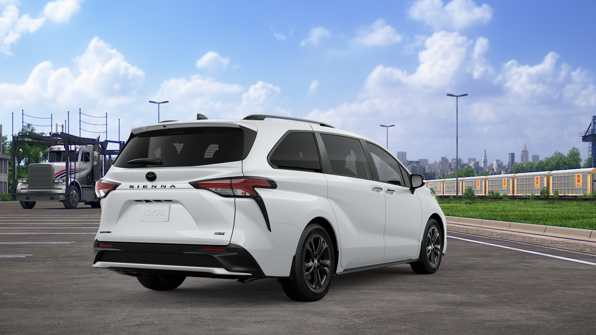 2026 Toyota Sienna XSE