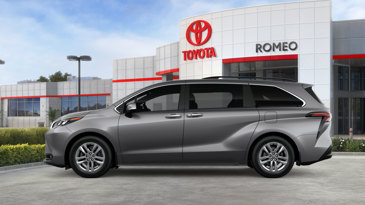2026 Toyota Sienna XLE