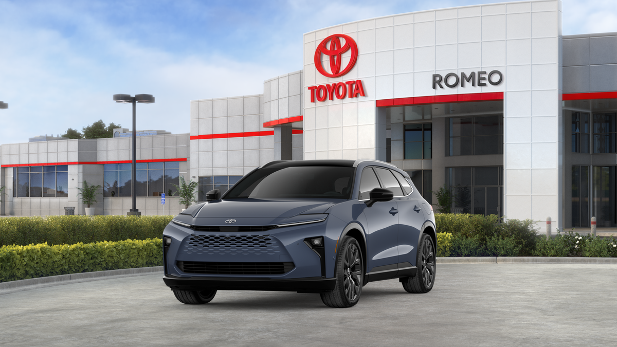 2026 Toyota Toyota Crown Signia Limited